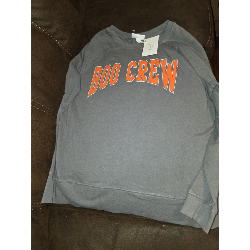 Isabel maternity Spooky Boo Crew Graphic Sweatshirt Halloween size medium nwt